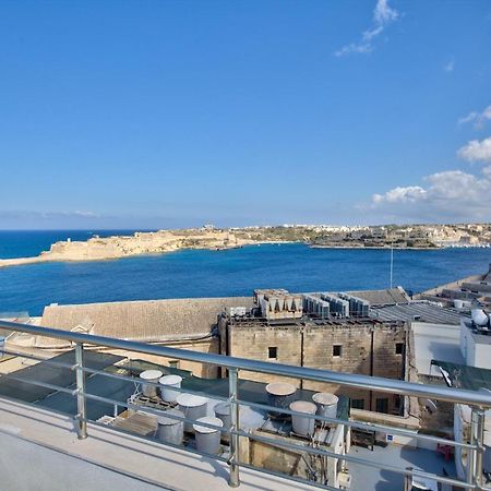 Valletta Luxury 4-Bedroom Duplex With Stunning Sea Views Private Terrace And Jacuzzi Buitenkant foto