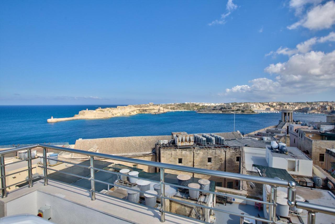 Valletta Luxury 4-Bedroom Duplex With Stunning Sea Views Private Terrace And Jacuzzi Buitenkant foto