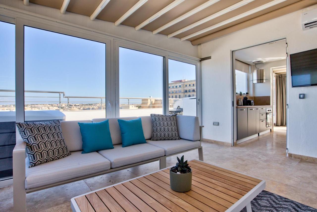 Valletta Luxury 4-Bedroom Duplex With Stunning Sea Views Private Terrace And Jacuzzi Buitenkant foto
